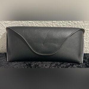 - Kobz Brand New Sunglasses with Case** UNISEX